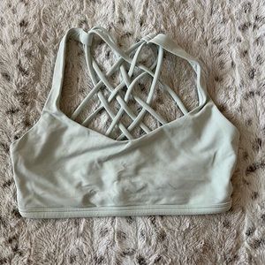 Lululemon Free to be Wild Sports Bra